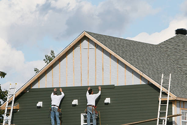 Professional Fiber Cement Siding technician working in Bozman, MD